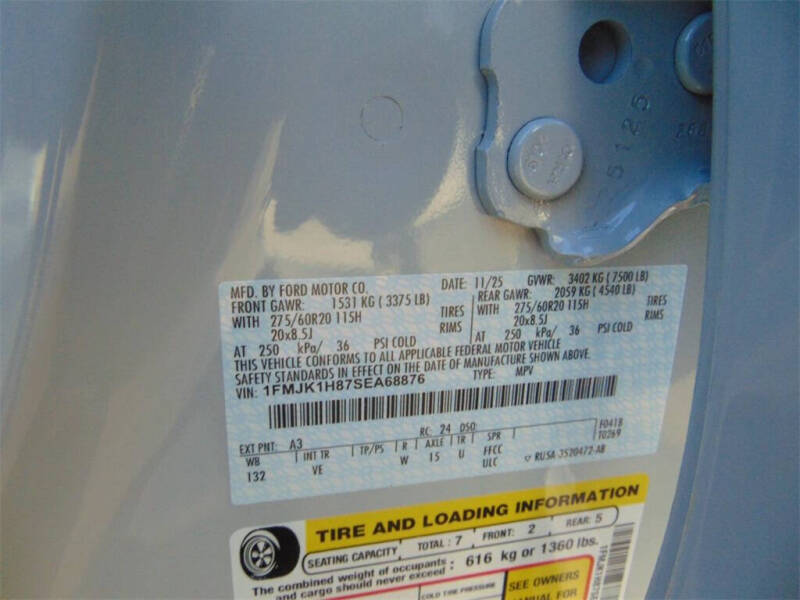 2025 Ford Expedition MAX Active