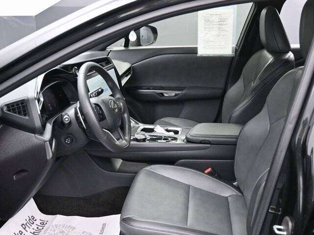 2023 Lexus RZ 450e Luxury