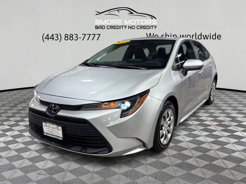 2023 Toyota Corolla LE's photo