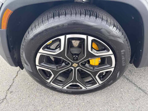 2022 Rivian R1S Launch Edition