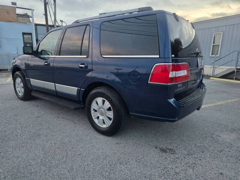 2008 Lincoln Navigator