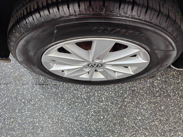 2019 Volkswagen Golf SE