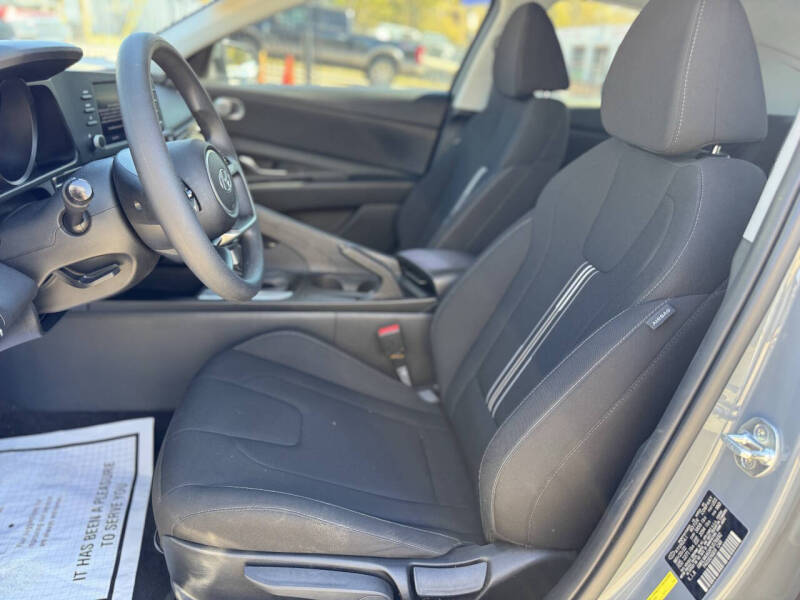 2023 Hyundai Elantra SEL