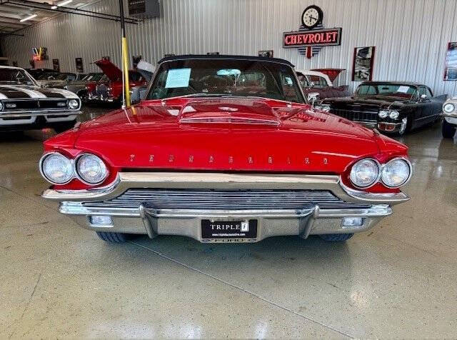 1964 Ford Thunderbird