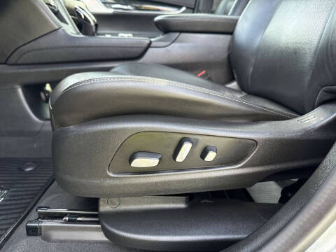 2020 Cadillac XT6 Premium Luxury