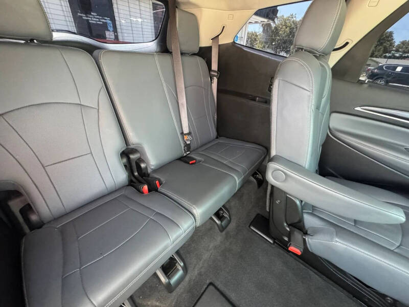 2019 Buick Enclave Essence