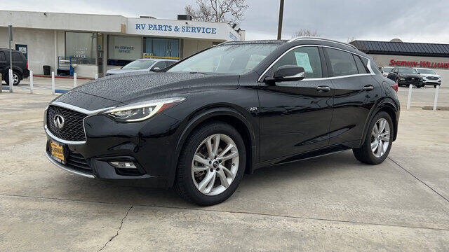 2018 Infiniti QX30 Premium