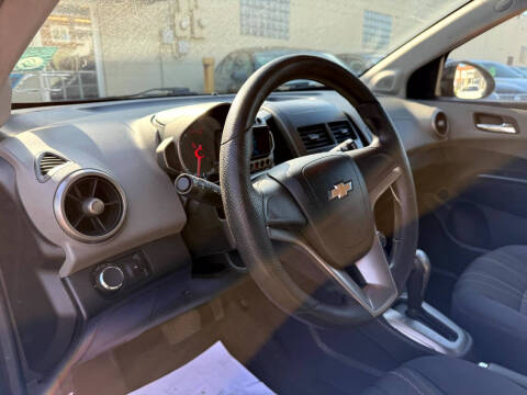 2012 Chevrolet Sonic LT