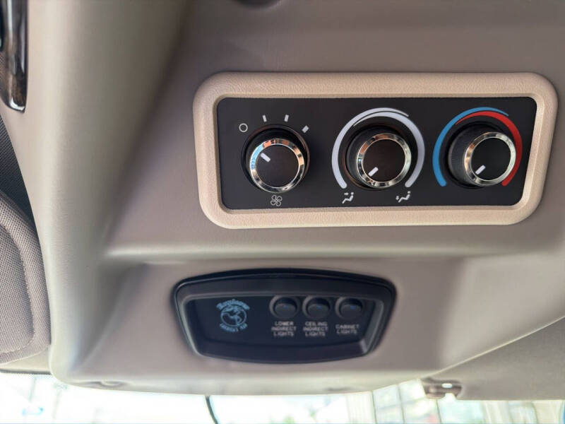 2022 Chevrolet Express 2500