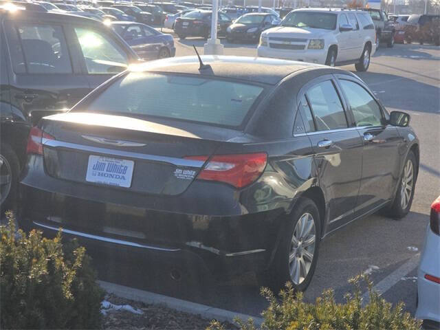 2014 Chrysler 200 Limited