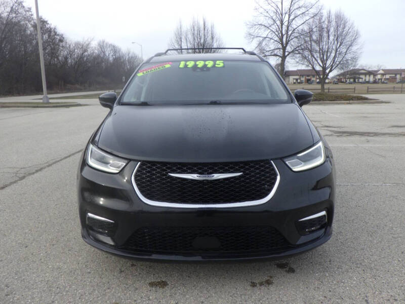 2022 Chrysler Pacifica Touring L