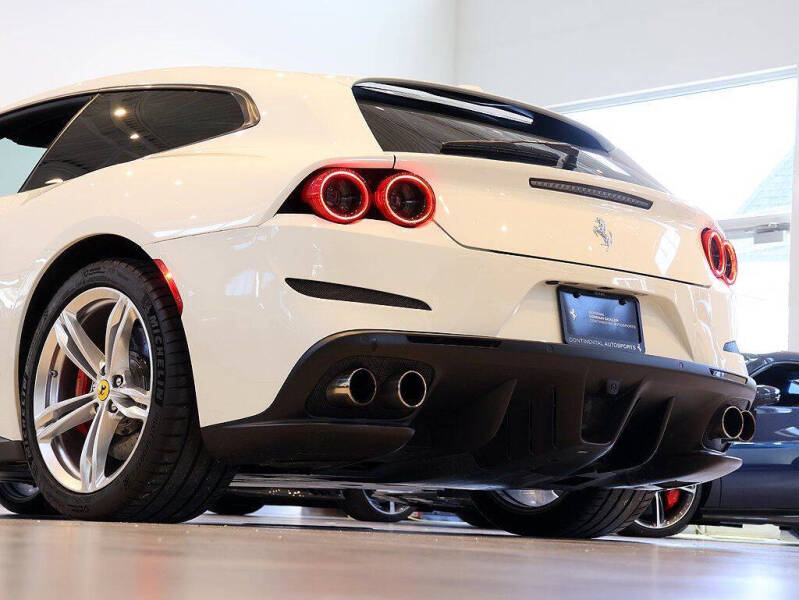 2018 Ferrari GTC4Lusso