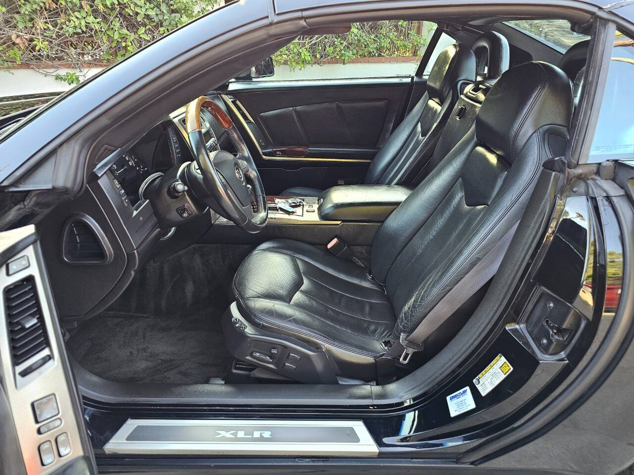 2005 Cadillac XLR 9