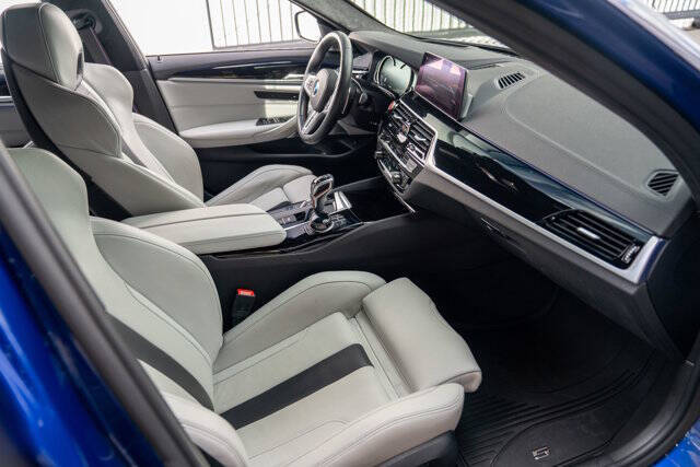 2019 BMW M5 35