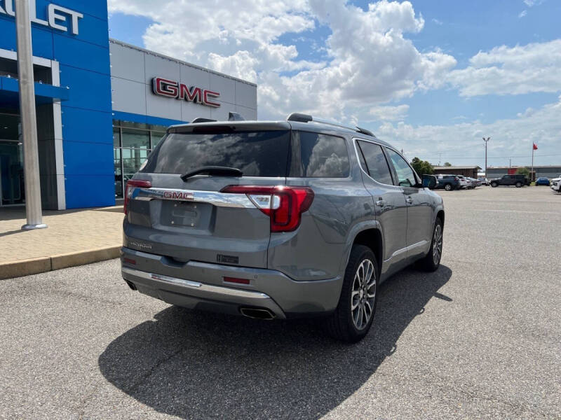2021 GMC Acadia Denali