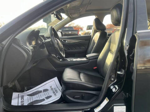 2017 Infiniti Q50 2.0T