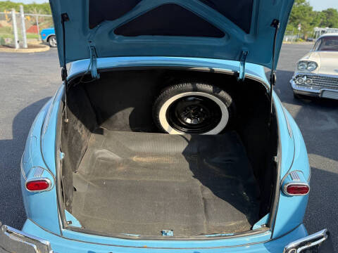 1946 Ford Super Deluxe