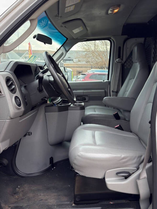 2014 Ford E-Series E-250