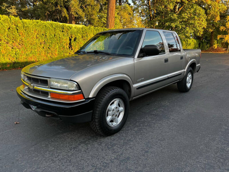 2004 Chevrolet S-10 for sale at Bates Car Company in Salem OR