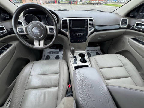 2013 Jeep Grand Cherokee Laredo