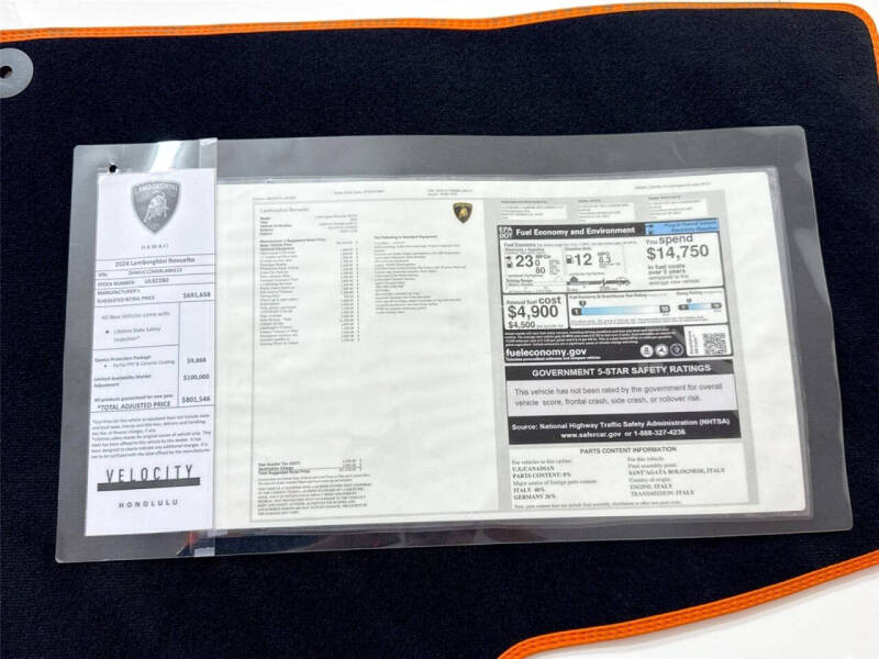 2024 Lamborghini Revuelto