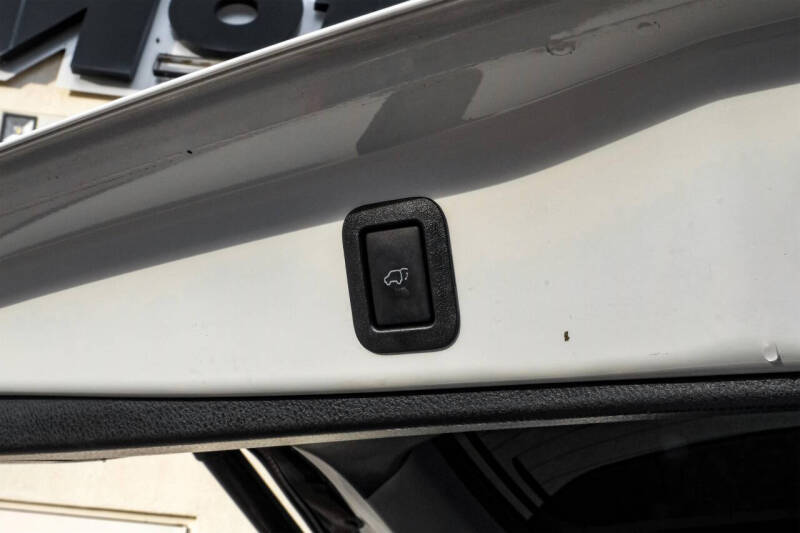 2017 Toyota Highlander LE Plus