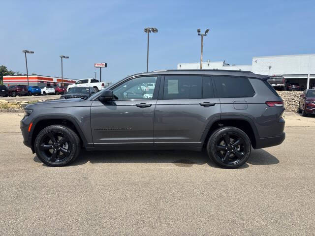 Used 2023 Jeep Grand Cherokee L Altitude with VIN 1C4RJKAG5P8777099 for sale in Dubuque, IA