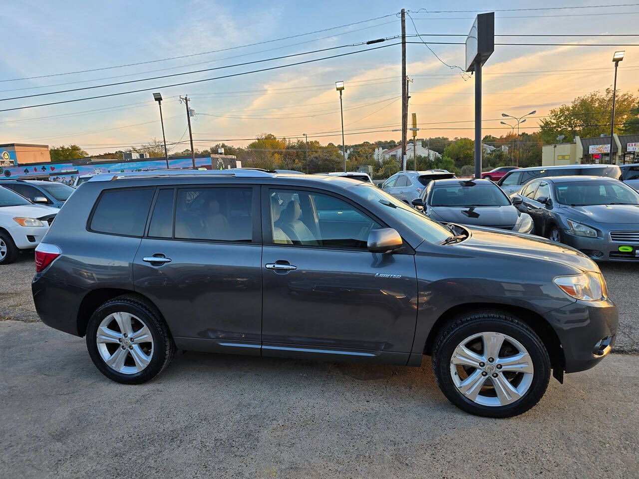 2010 Toyota Highlander for sale at Mac Motors in Arlington, TX