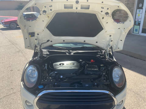 2017 MINI Hardtop 4 Door Cooper