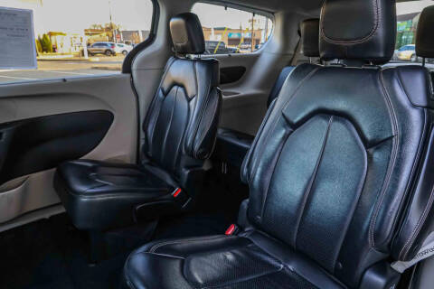 2018 Chrysler Pacifica Touring L