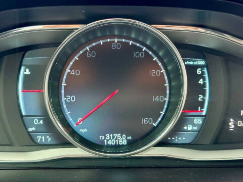 2015 Volvo XC60 T6 Premier Plus