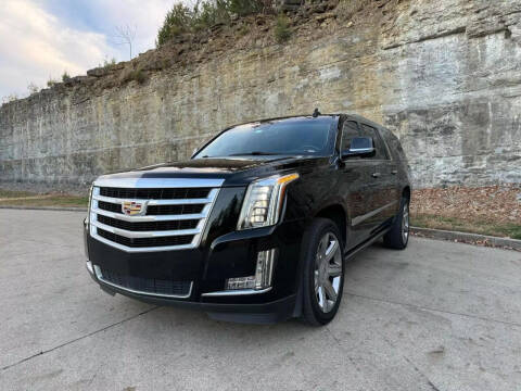 2019 Cadillac Escalade ESV for sale at Car And Truck Center in Nashville TN