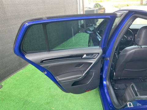 2018 Volkswagen Golf R 4Motion