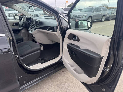 2018 Chrysler Pacifica Touring