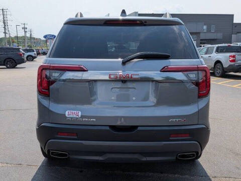 2022 GMC Acadia AT4