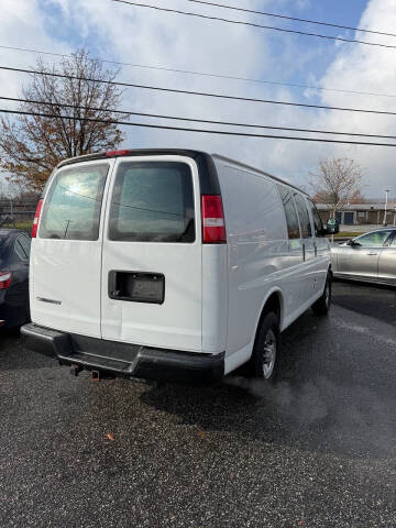 2018 Chevrolet Express 2500