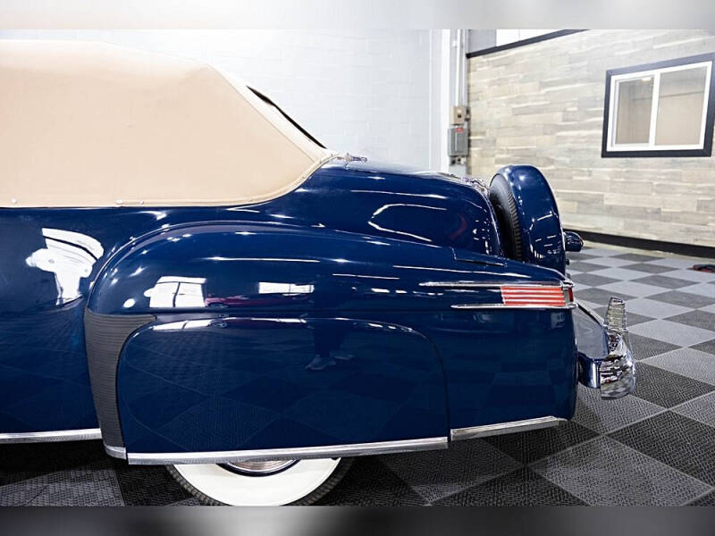1942 Lincoln Continental