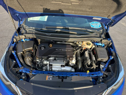 2017 Chevrolet Cruze LT Auto