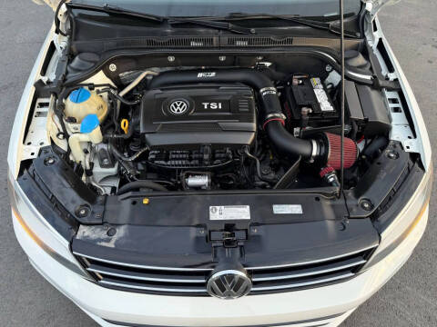 2016 Volkswagen Jetta 1.8T Sport