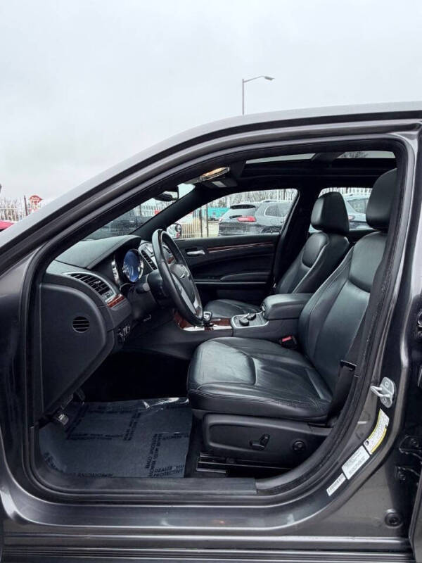 2014 Chrysler 300