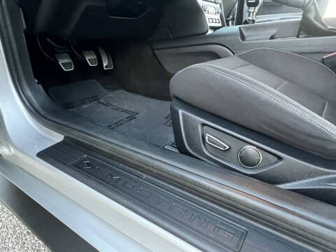 2015 Ford Mustang V6