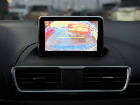 2015 Mazda MAZDA3 i Touring