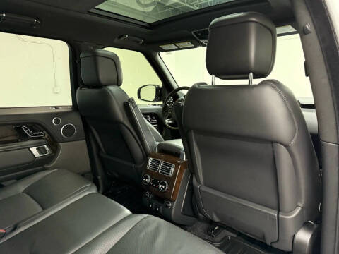 2020 Land Rover Range Rover P525 HSE