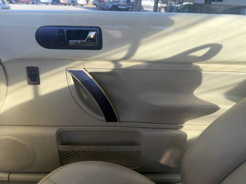 2006 Volkswagen New Beetle 2.5