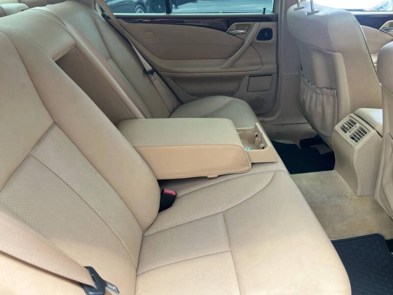 2002 Mercedes-Benz E-Class E 320