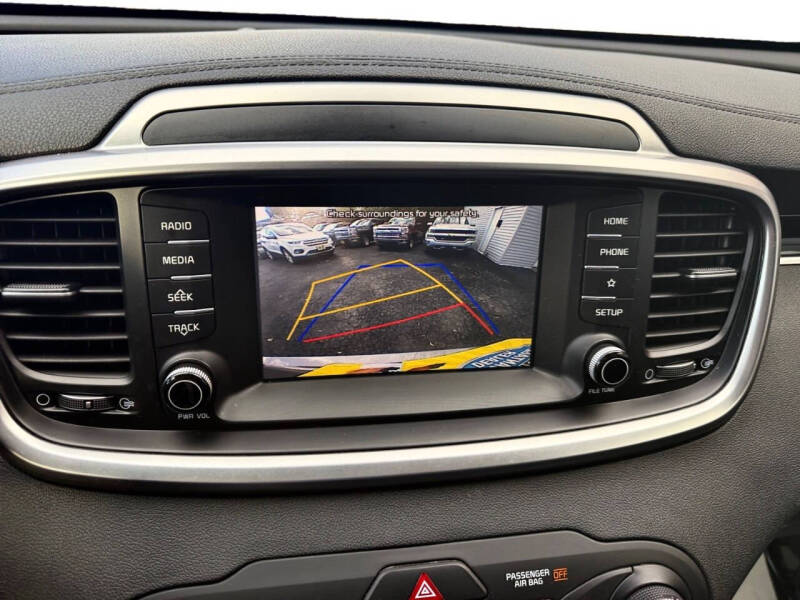 2020 Kia Sorento LX V6