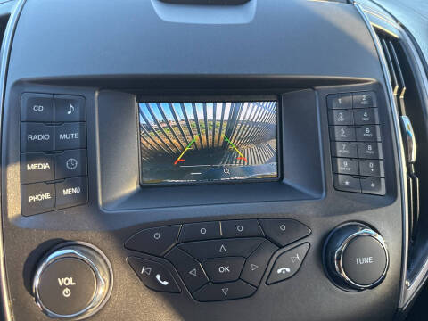 2017 Ford Edge SE