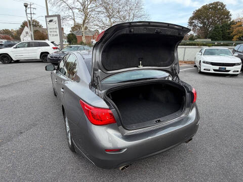 2015 Infiniti Q50 Premium