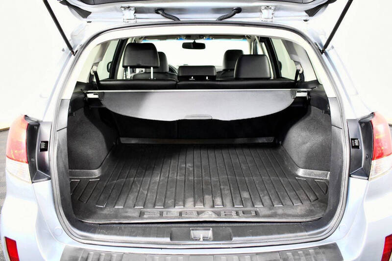 2013 Subaru Outback 2.5i Limited