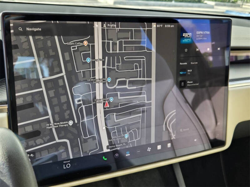 2022 Tesla Model S Plaid